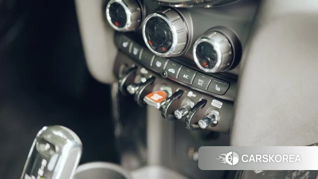 MINI MINI 2020 Серебристо-серый из Китая, фото 2