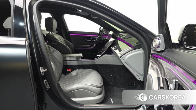 Mercedes-Benz S-Class W223 2024 Черный из Кореи, фото 2