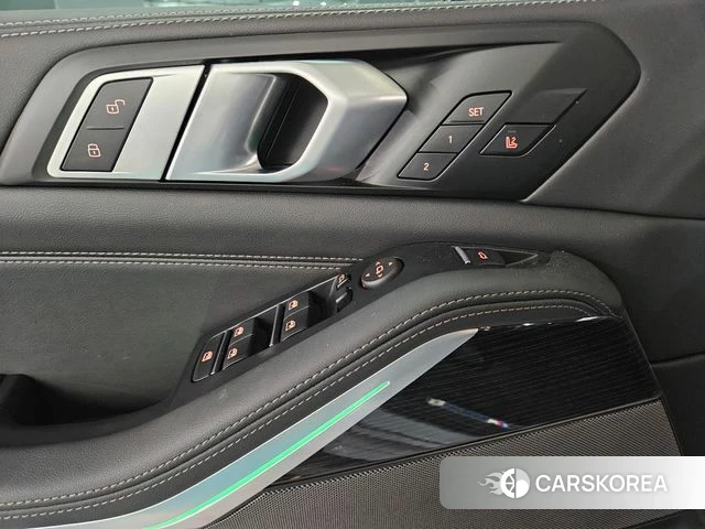 BMW X5 (G05) 2026 Небесно-голубой из Кореи, фото 2