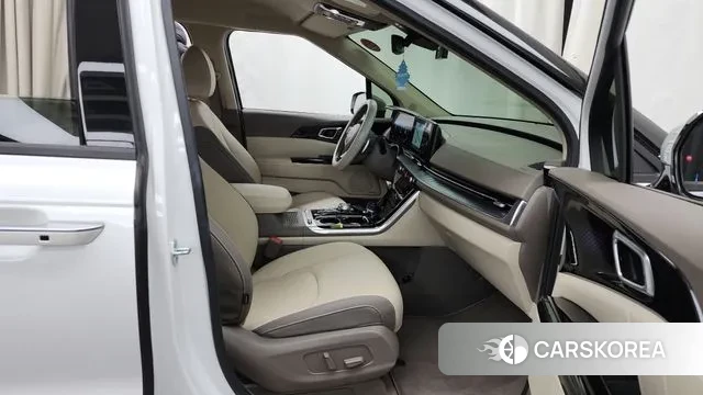Kia Carnival 4th generation 2021 Белый из Кореи, фото 2