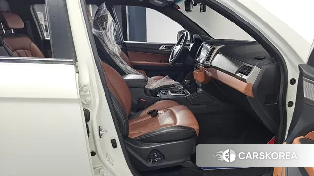 Ssangyong Rexton Sports 2018 Белый из Кореи, фото 2