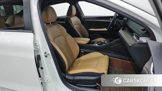 Kia K5 3rd generation 2020 Белый из Кореи, фото 2