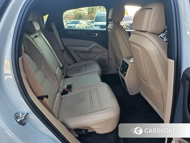 Porsche Cayenne (PO536) 2023 Серебристо-серый из Кореи, фото 2