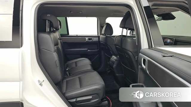 Hyundai Santa Fe (MX5) 2023 Белый из Кореи, фото 2