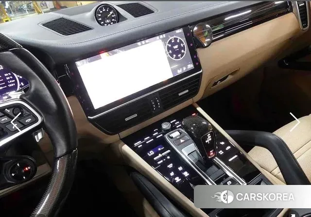 Porsche Cayenne (PO536) 2021 Черный из Кореи, фото 2