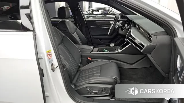 Audi A6 (C8) 2025 Белый из Кореи, фото 2