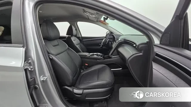 Hyundai Tucson (NX4) 2022 Серебряный из Кореи, фото 2