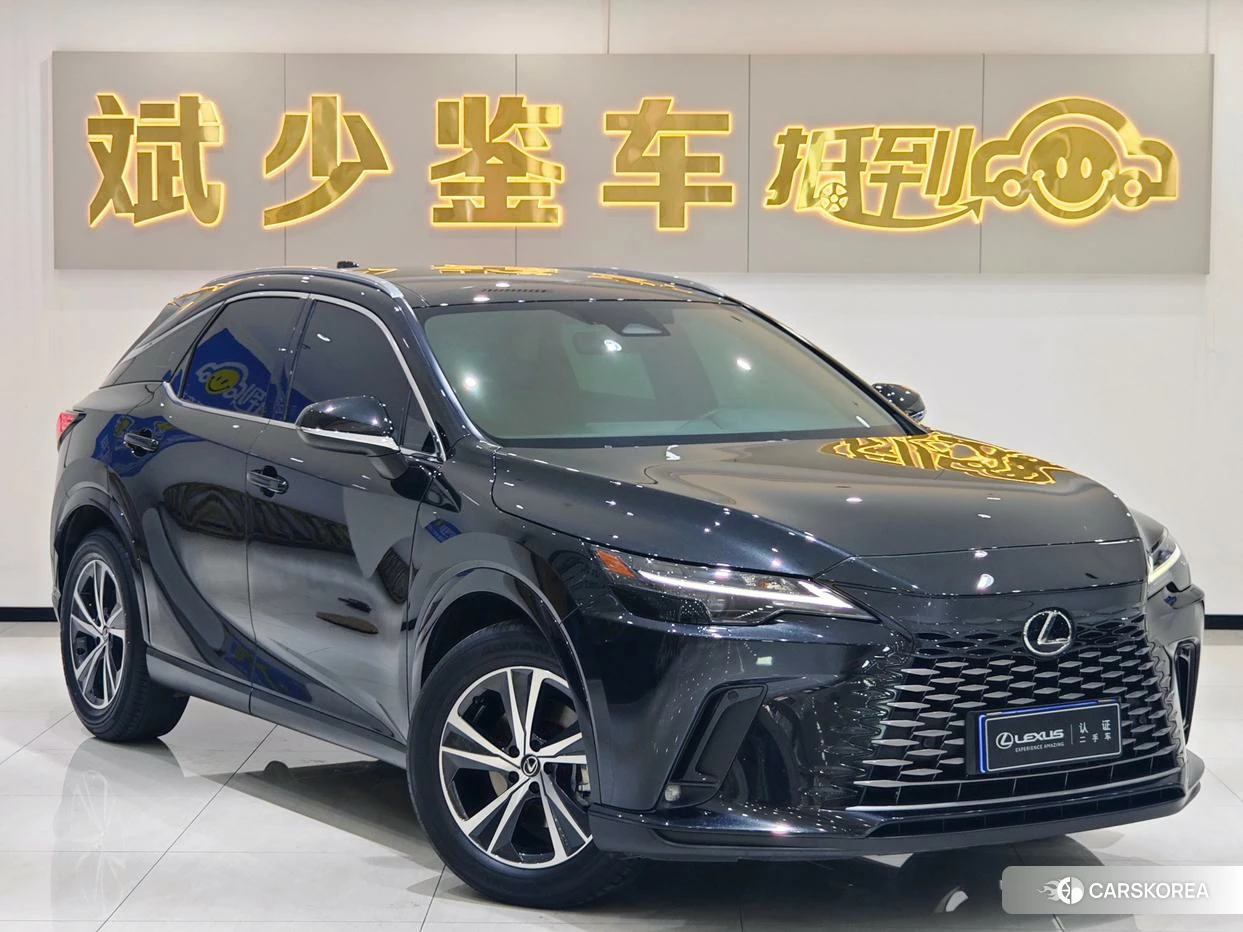 Lexus RX 2023 Черный из Китая, фото 2
