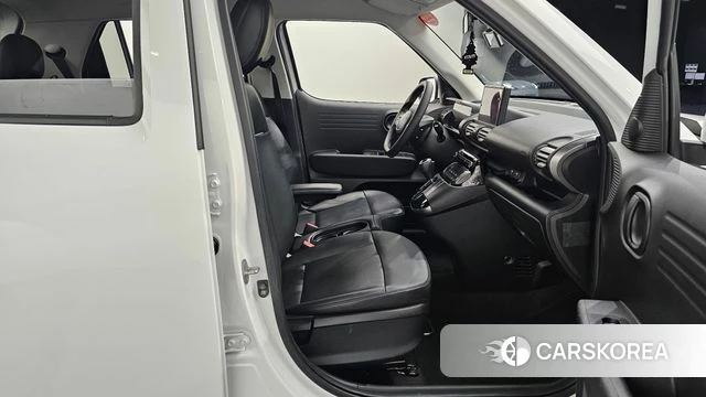 Hyundai Casper 2022 Белый из Кореи, фото 2