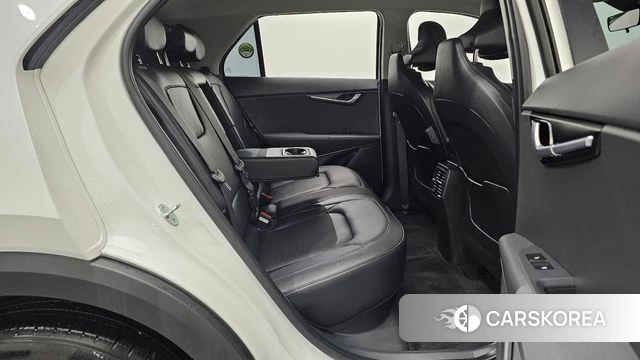 Kia Di All New Niro EV 2022 Белый из Кореи, фото 2