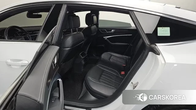 Audi A7 (4K) 2021 Белый из Кореи, фото 2