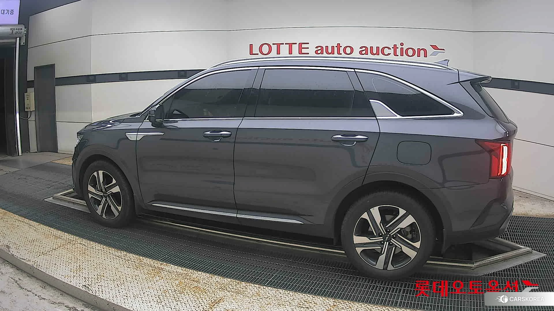 Kia Sorento Hybrid 2023 Platinium Graphite из Кореи, фото 2