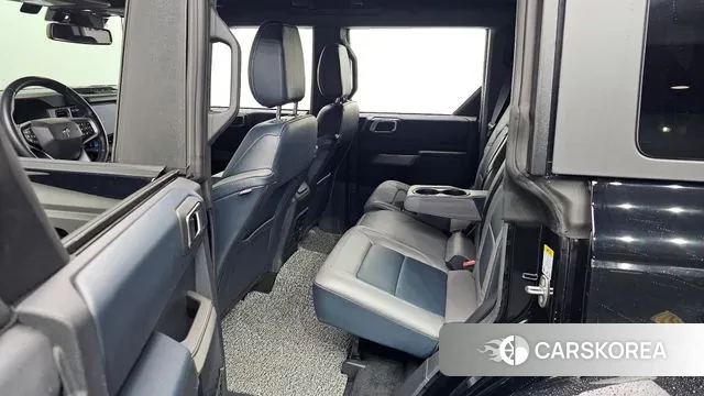 Ford Bronco 6th Generation 2022 Черный из Кореи, фото 2