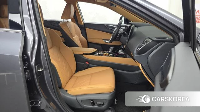 Lexus NX350h Second generation 2026 Белый из Кореи, фото 2