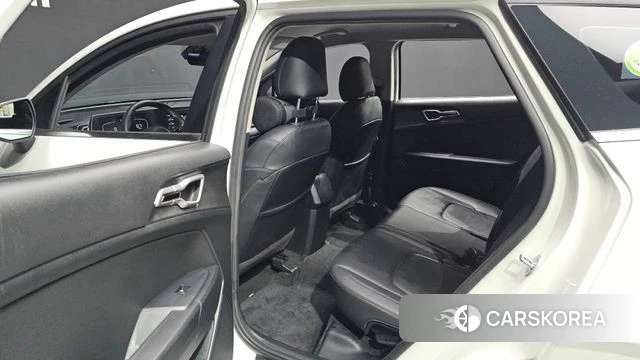 Kia Sportage 5th Generation 2022 Белый из Кореи, фото 2