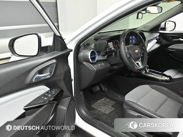 Chevrolet (GM Daewoo) Trax Crossover 2023 Белый из Кореи, фото 2