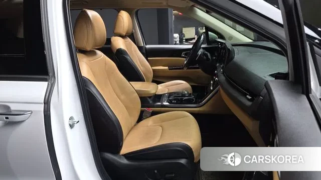 Kia Carnival 4th generation 2021 Белый из Кореи, фото 2