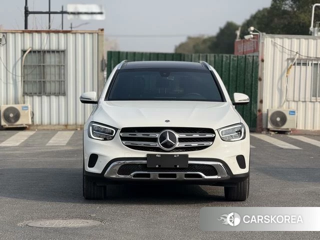 Mercedes-Benz GLC 2021 Белый из Китая, фото 2