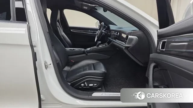 Porsche Panamera (971) 2018 Белый из Кореи, фото 2