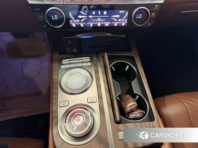 Genesis G80 (RG3) 2021 Темно-зеленый из Кореи, фото 2