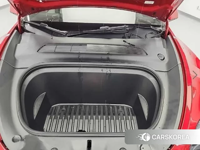 Tesla Model Y 2021 Красный из Кореи, фото 2