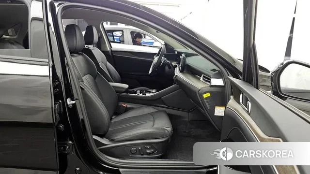 Kia K5 Hybrid 3rd Generation 2023 Черный из Кореи, фото 2