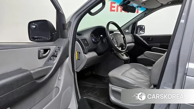 Hyundai The New Grand Starex 2019 Серебряный из Кореи, фото 2