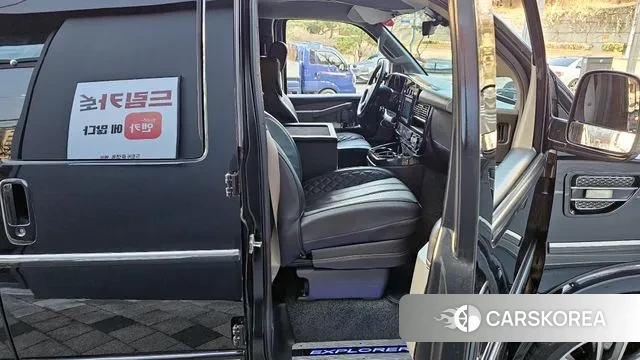 Chevrolet Express Van 2020 Черный из Кореи, фото 2