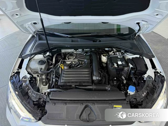 Audi A3 2023 Белый из Китая, фото 2