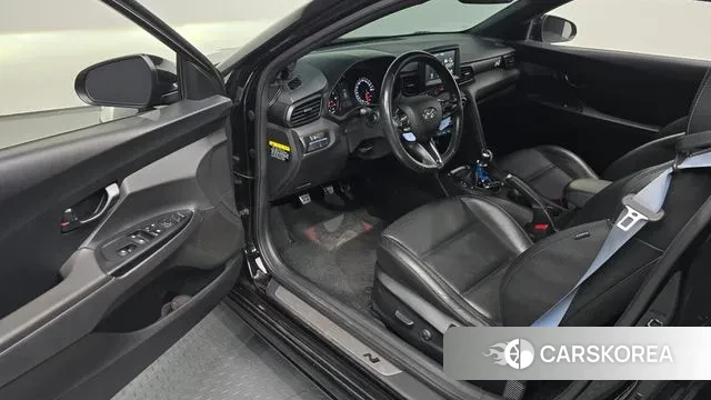 Hyundai Veloster (JS) 2018 Черный из Кореи, фото 2