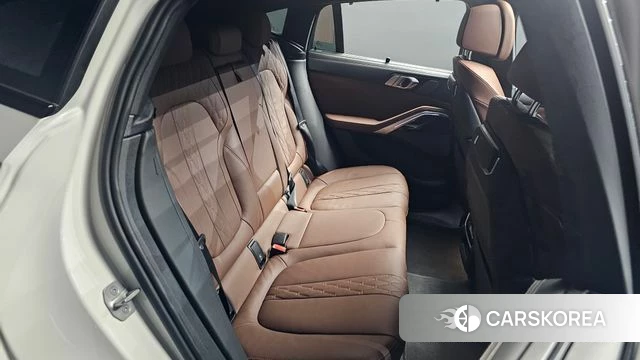 BMW X6 (G06) 2024 Белый из Кореи, фото 2