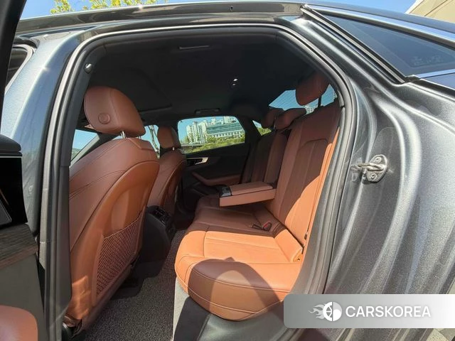 Audi A4 (B9) 2023 Серый из Кореи, фото 2