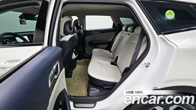 Kia Sportage 5th Generation 2023 Белый из Кореи, фото 2