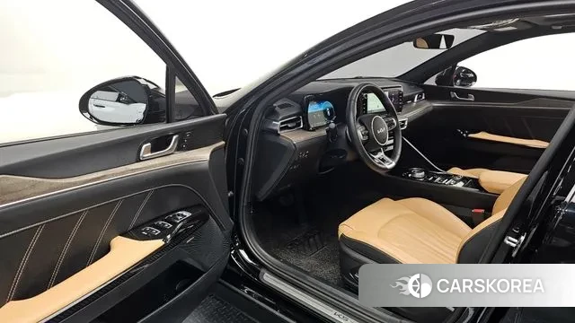 Kia K5 Hybrid 3rd Generation 2023 Черный из Кореи, фото 2