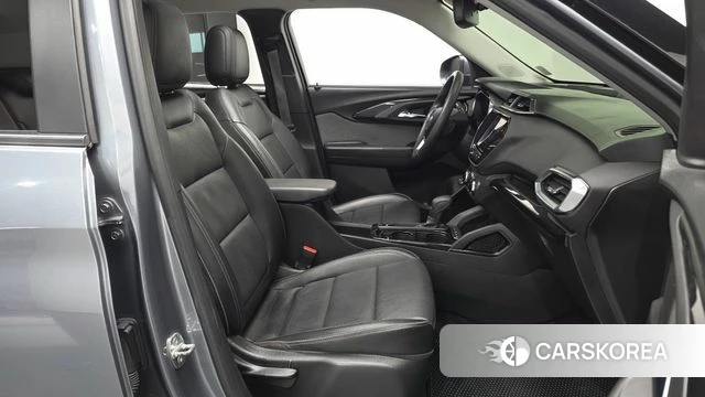 Chevrolet (GM Daewoo) Trailblazer 2021 Серый из Кореи, фото 2