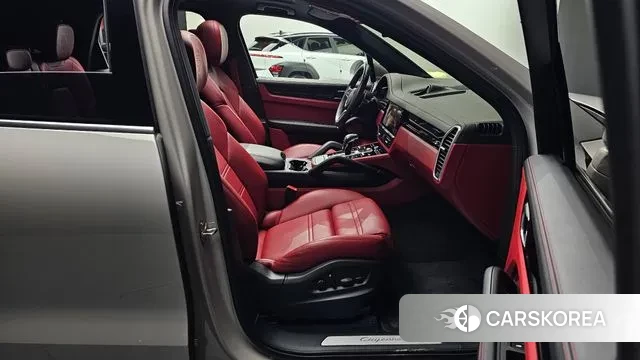 Porsche Cayenne (PO536) 2023 Цвет тростника из Кореи, фото 2