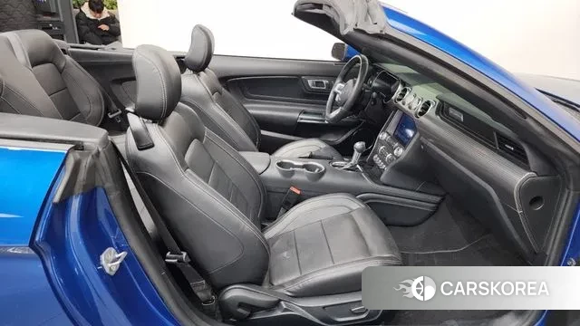 Ford Mustang 2022 Синий из Кореи, фото 2