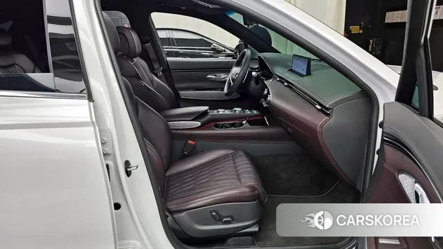 Genesis GV70 2021 Белый из Кореи, фото 2