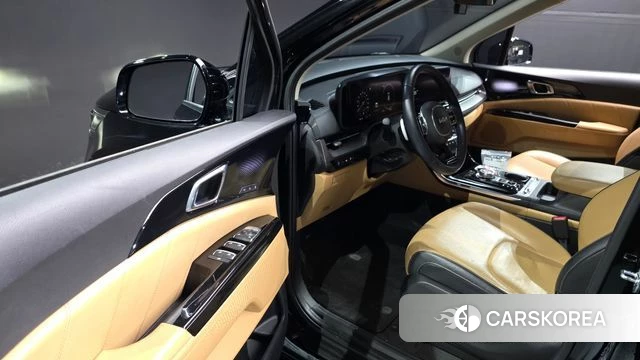 Kia Carnival 4th generation 2022 Черный из Кореи, фото 2