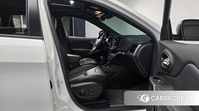 Jeep Cherokee (KL) 2021 Белый из Кореи, фото 2