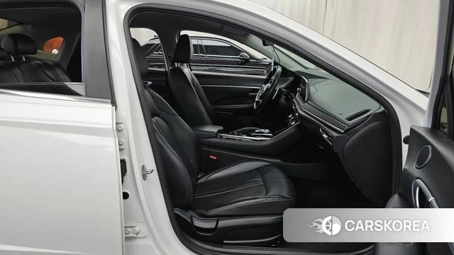 Hyundai Sonata (DN8) 2021 Белый из Кореи, фото 2