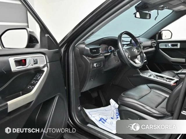 Ford Explorer 6th Generation 2022 Черный из Кореи, фото 2