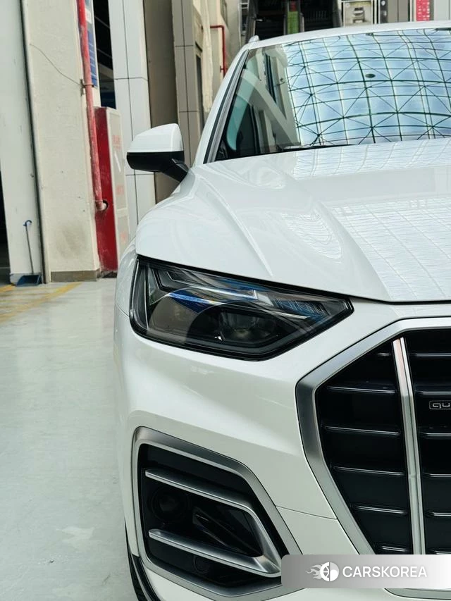Audi Q5L 2022 Белый из Китая, фото 2