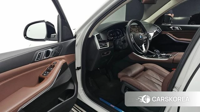 BMW X5 (G05) 2022 Белый из Кореи, фото 2