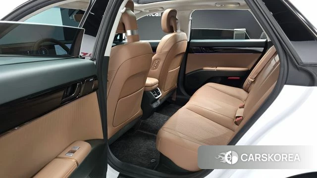 Hyundai Grandeur Hybrid (GN7) 2023 Белый из Кореи, фото 2