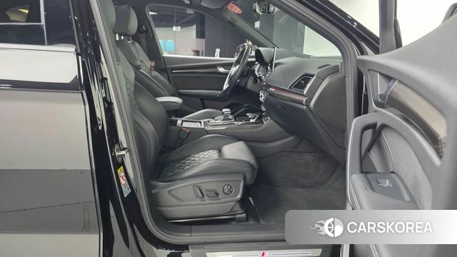 Audi SQ5 (FY) 2021 Черный из Кореи, фото 2