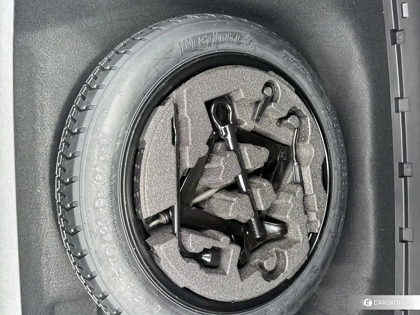 Chang'an Changan CS75PLUS 2024 Silver/gray из Китая, фото 2