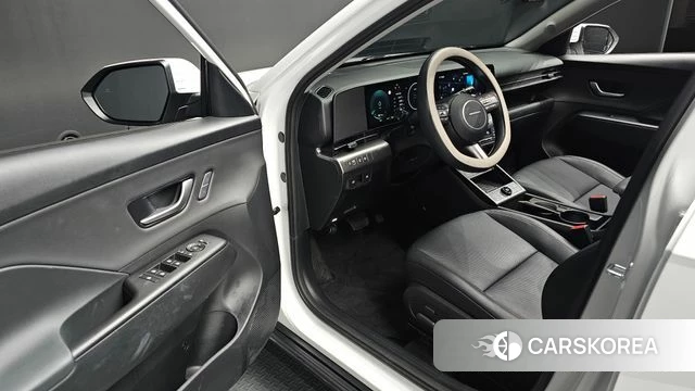 Hyundai Kona Hybrid (SX2) 2025 Белый из Кореи, фото 2