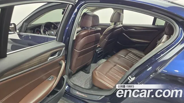 BMW 5 Series (G30) id 2489559 из Кореи 2