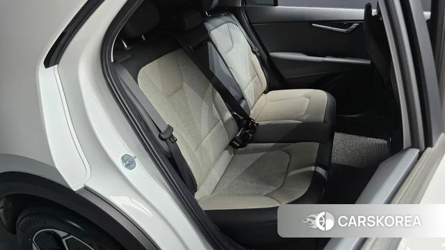 Kia Di Ol Nu Niro 2022 Белый из Кореи, фото 2
